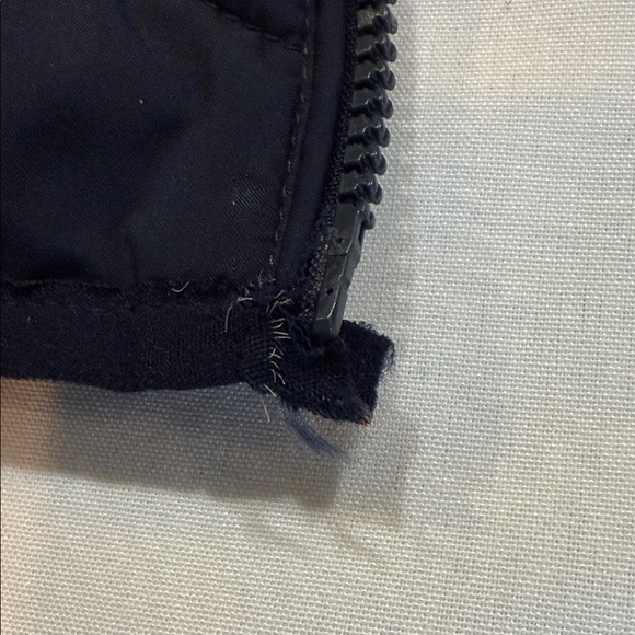 Lauren Ralph lauren Navy Quilted Puffer Vest Hooded Zip Front RLL Logo Size Med. - Picture 12 of 15